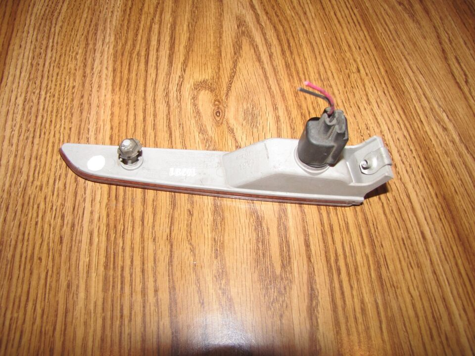 2010-2012 FORD FUSION SIDE MARKER LIGHT ASSEMBLY LH LEFT DRIVER SIDE OEM