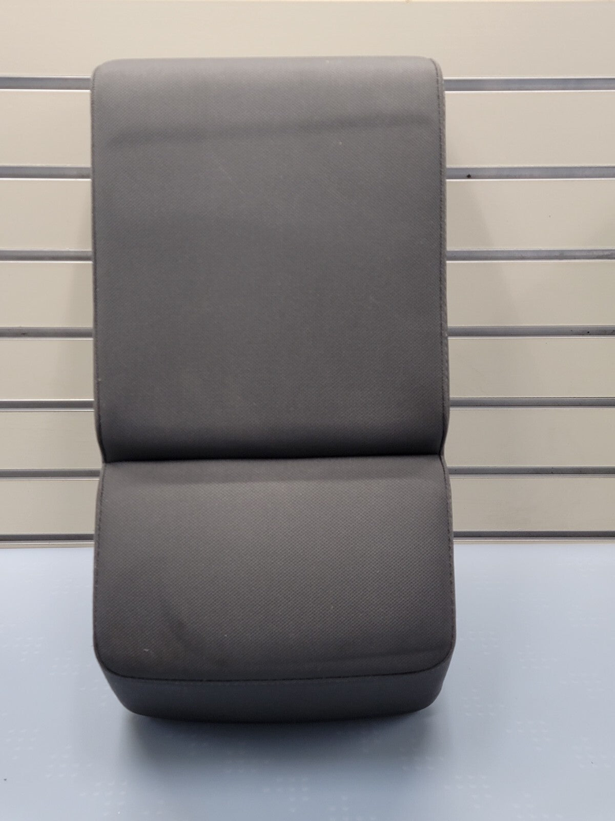 04-08 Ford F-150 Jump Seat Center Console Armrest CupHolder Cloth dark gray JS1