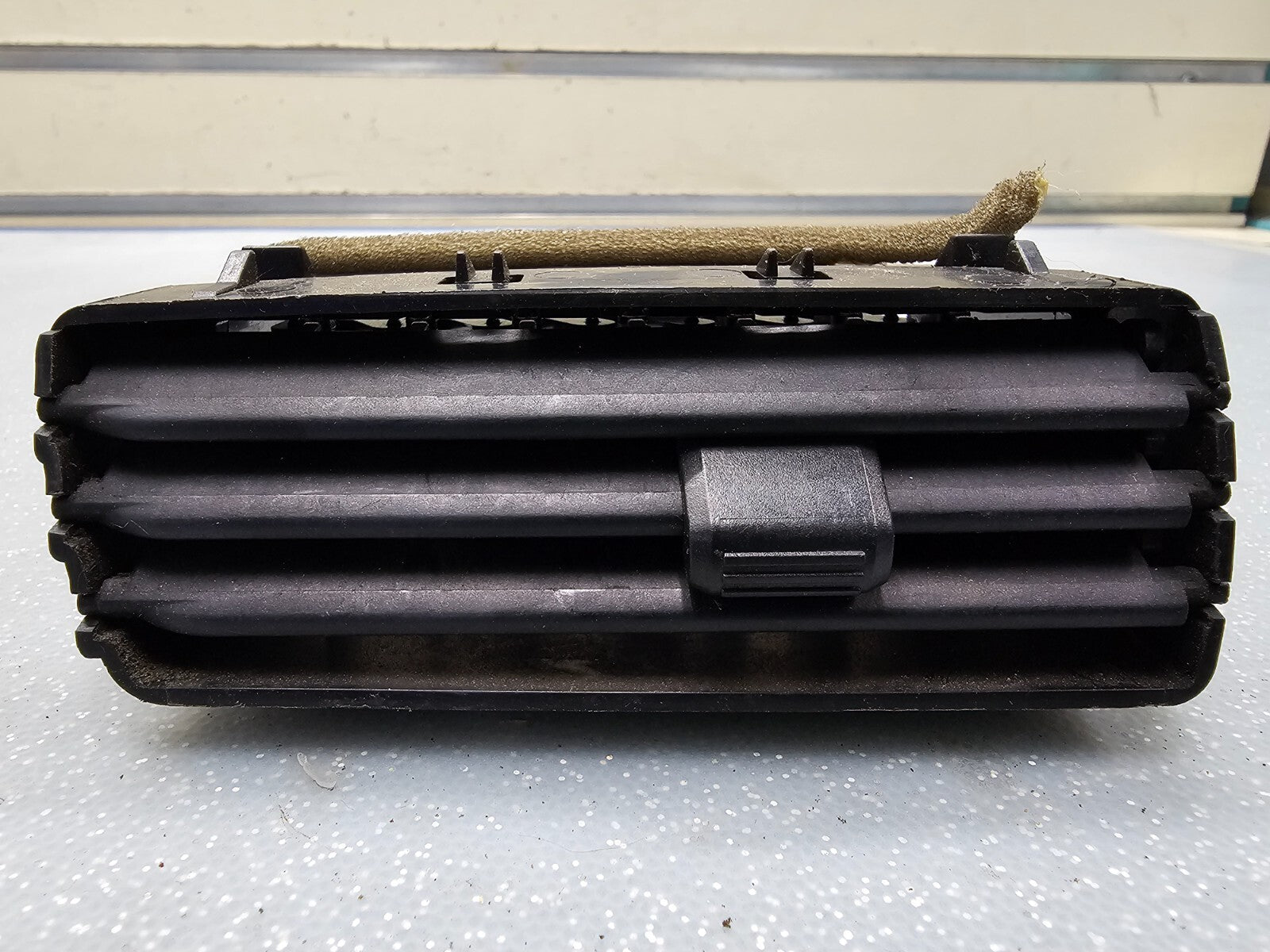 🔥2008-2011 FORD FOCUS  LEFT DRIVER SIDE AC HEATER AIR VENT FILTER VENTILATION