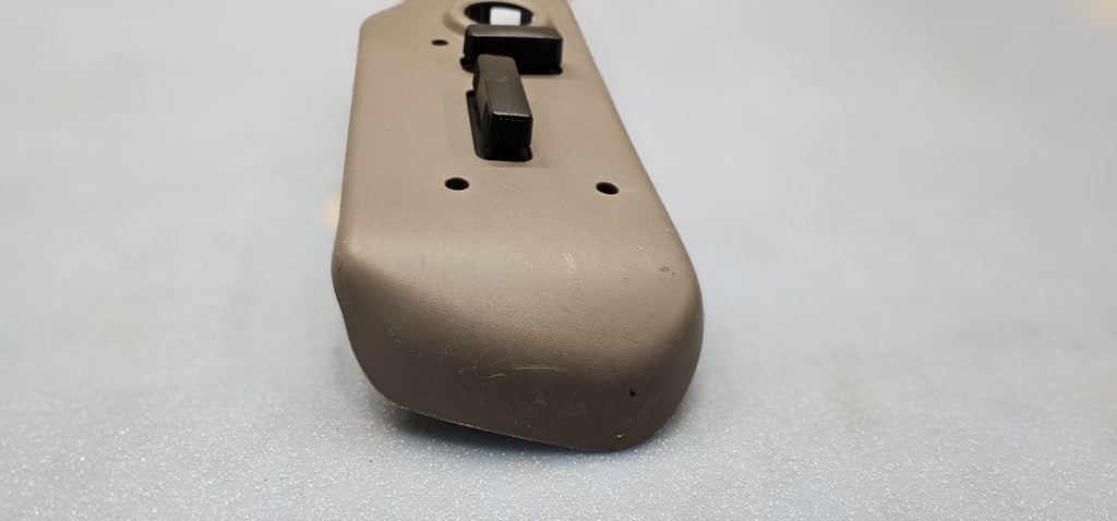 🔥03-06 SILVERADO SIERRA Front RIGHT PASSENGER Seat Adjuster Heat SWITCH Tan