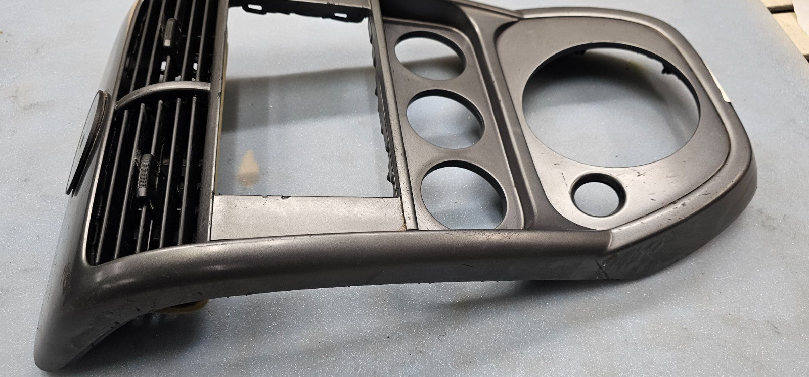 🔥03-06 Element Front Center Dash FM Radio Bezel Trim Panel Climate Silver