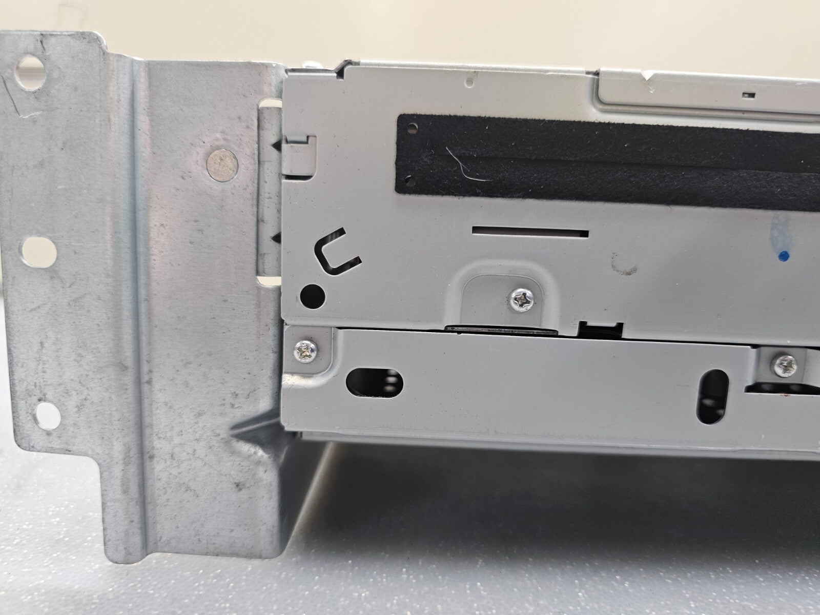 🔥08-11 Land Rover LR2 08-15 Jaguar XF XK 6 Disc CD Changer AM FM Radio Receiver