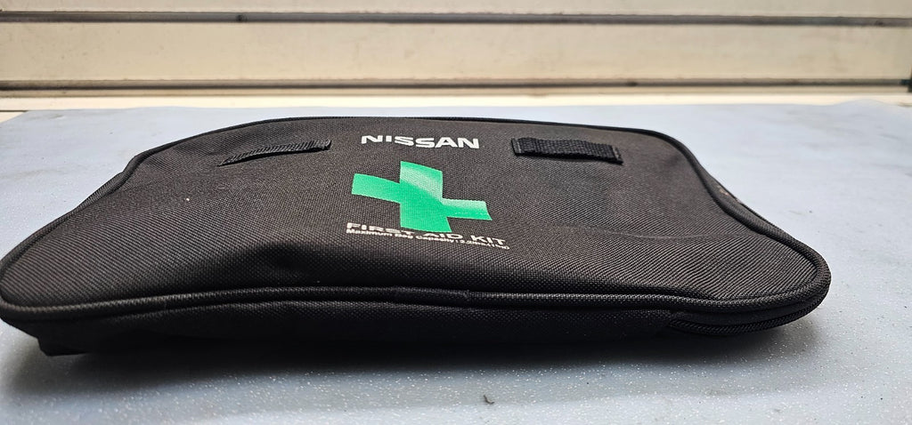 🔥2005-2012 Nissan Pathfinder Lift Gate First Aid Safety Kit Bag OEM