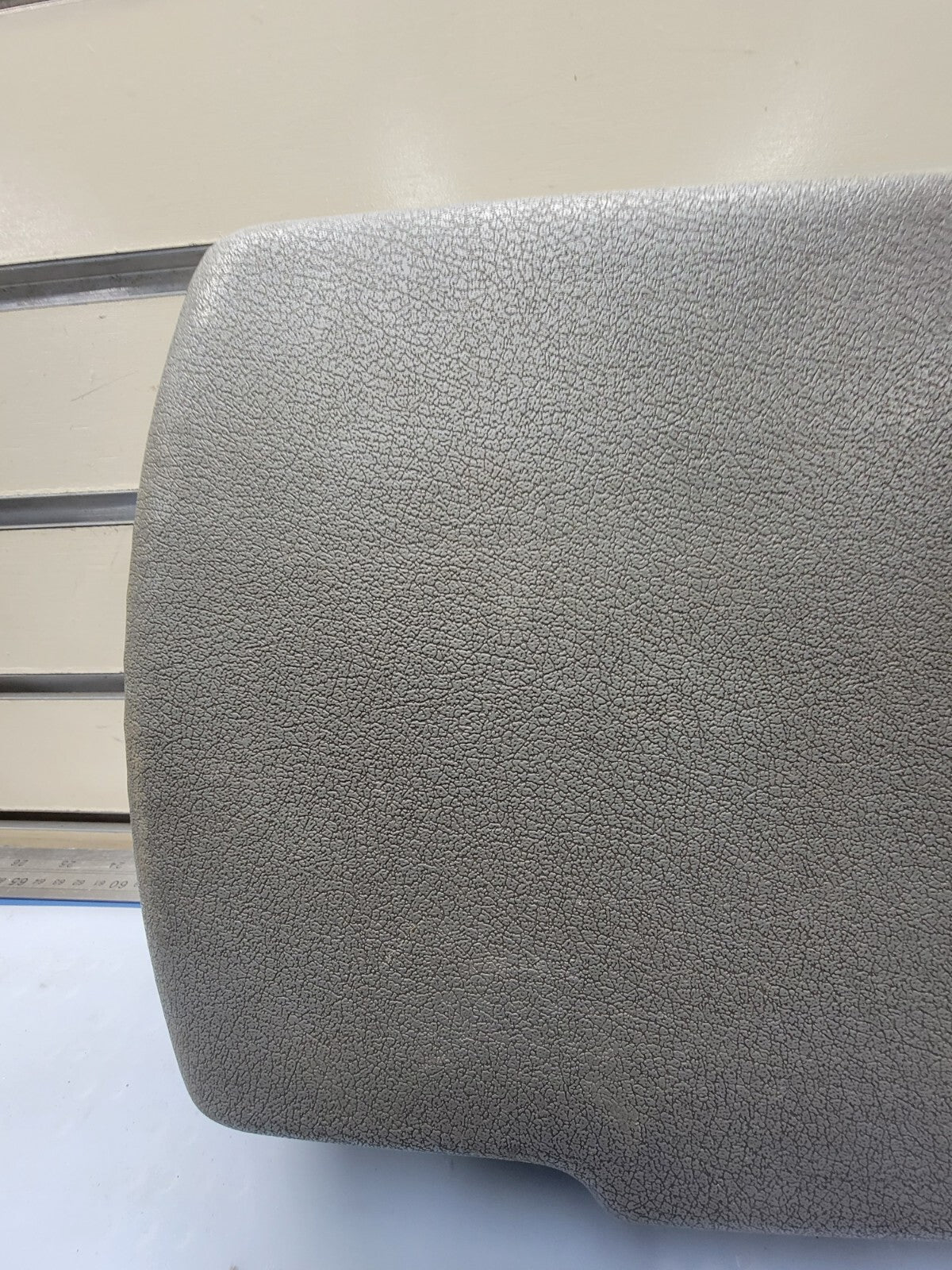 🔥05-10 COMMANDER GRAND CHEROKEE CENTER CONSOLE ARMREST LID TOP PAD DARK GRAY/JC