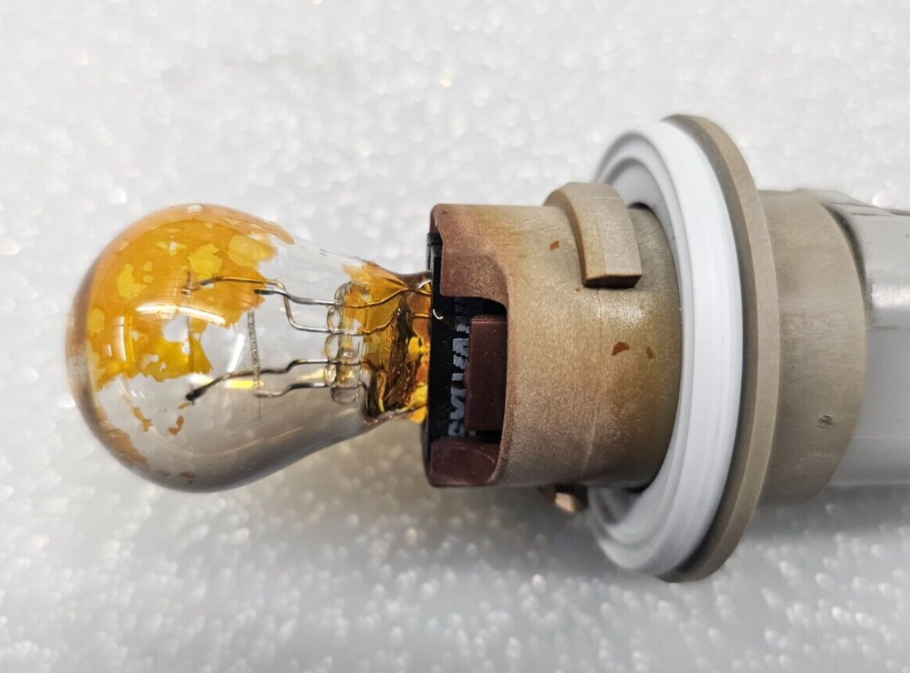 🔥10-12 Nissan Altima Turn Signal Light Corner Flasher Blinker Bulb Socket OEM