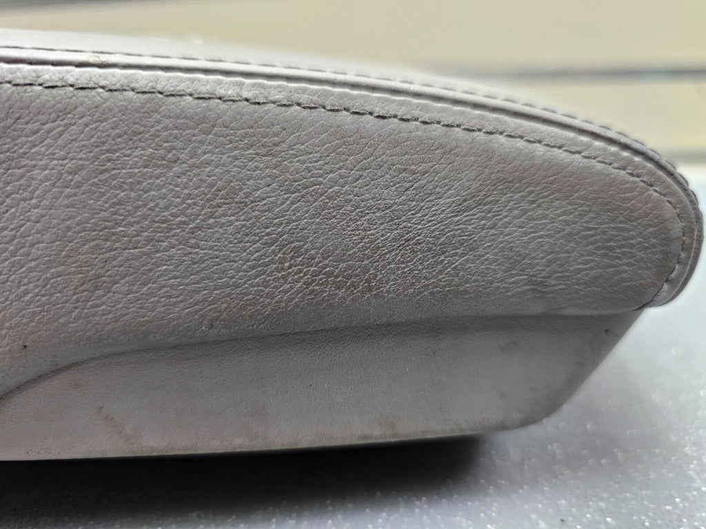 🔥07-11 TOYOTA CAMRY CENTER CONSOLE LID ARM REST COVER TOP PAD ASSEMBLY GRAY OEM