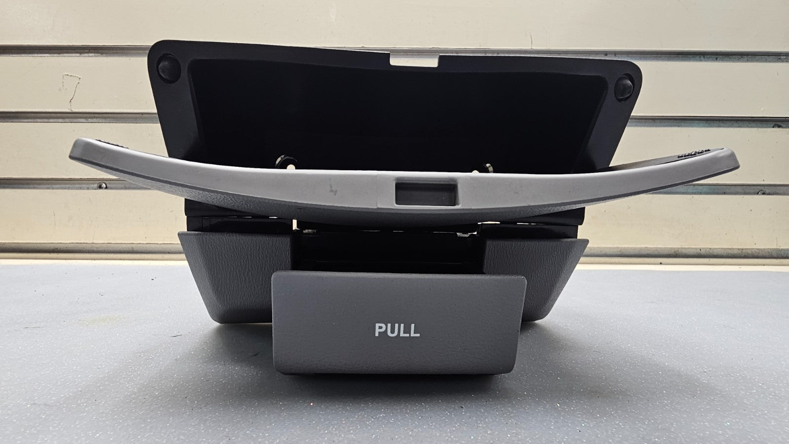 🔥06-11 Hyundai Elantra Center Front Dash Storage Compartment Gray OEM