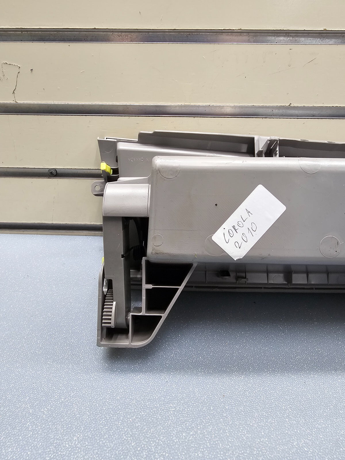 🔥09-13 Toyota Corolla Dash UPPER GLOVE BOX Storage Compartment Door GRAY OEM