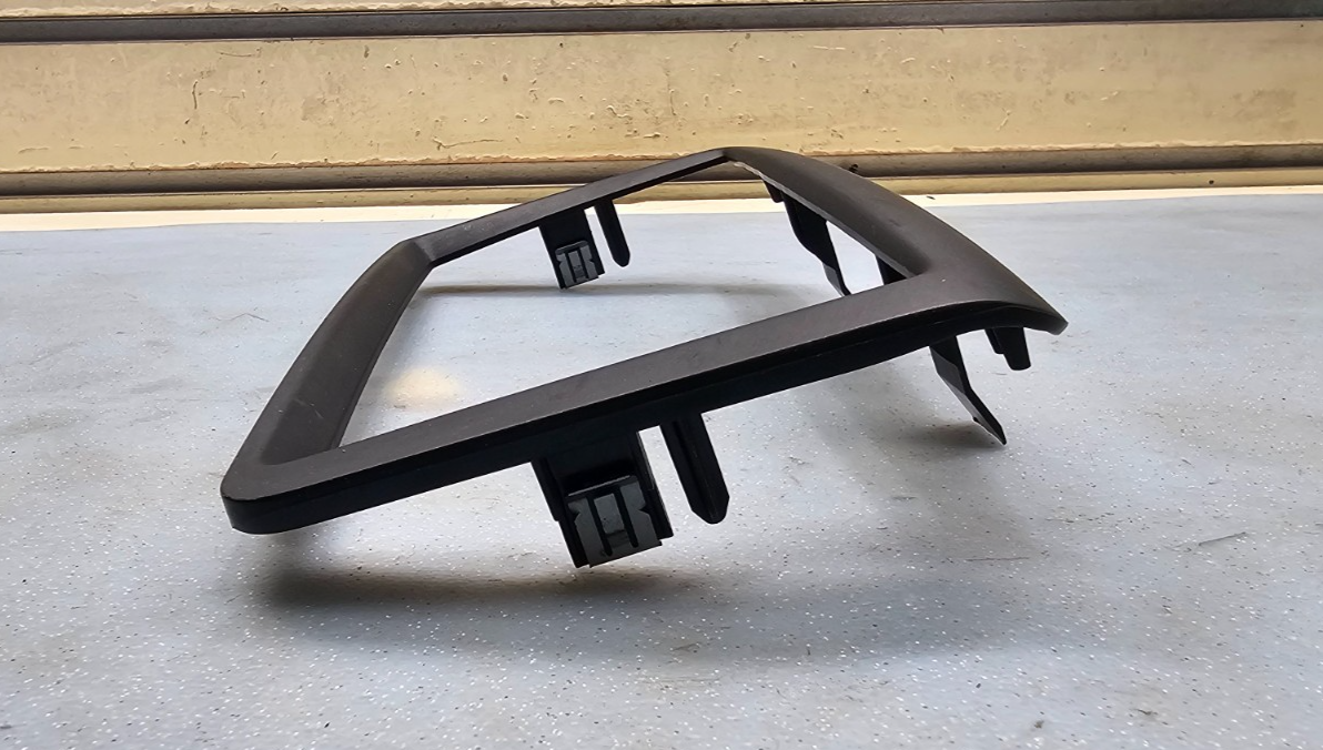 🔥11-20 Dodge Grand Caravan Town Country Radio Navigation Display Trim Bezel OEM