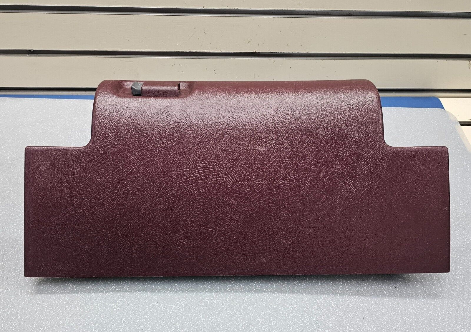 🔥95-99 CHEVY GMC TRUCK SILVERADO C/K Glove Box Storage Door RED G2