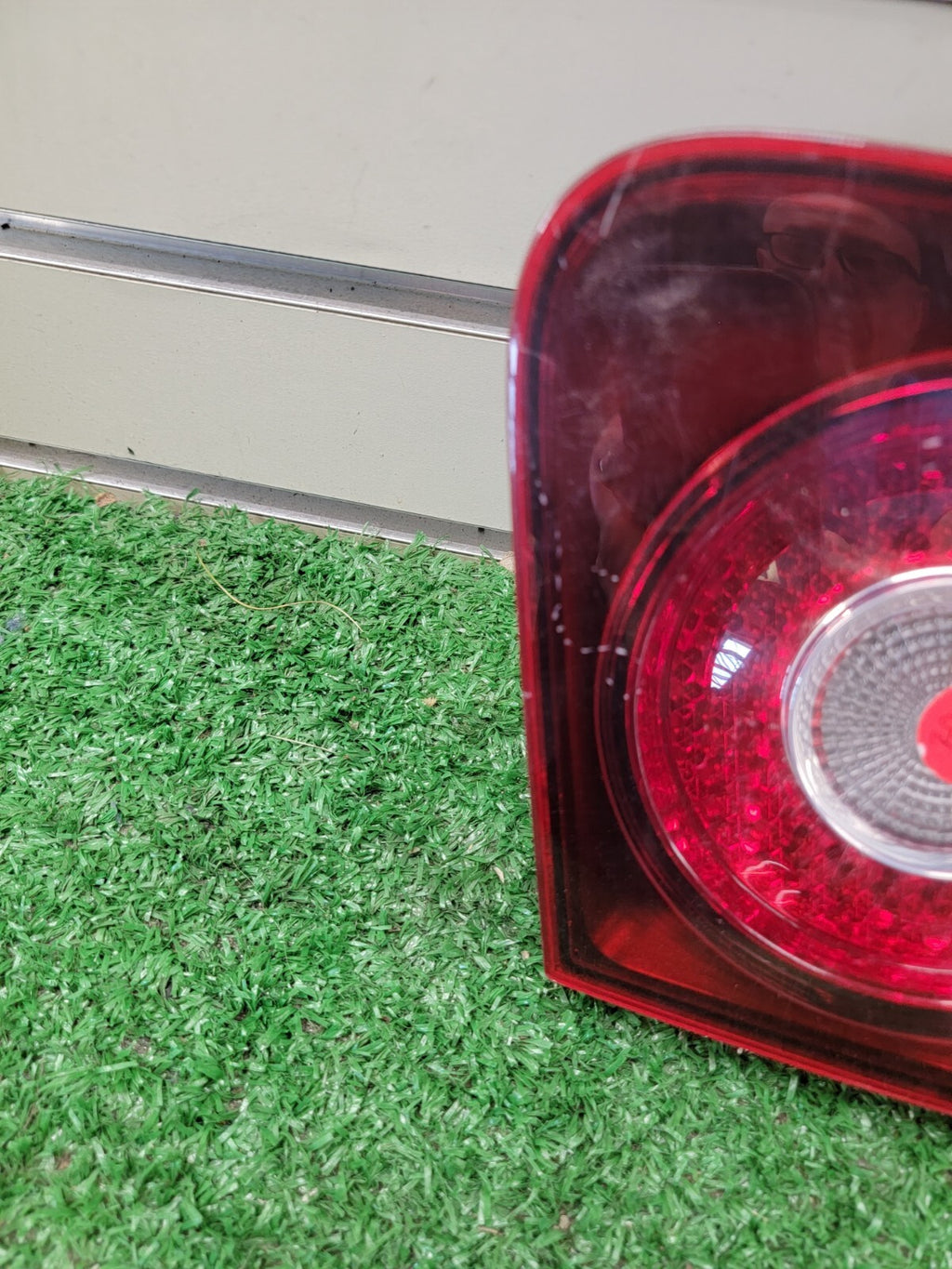 🔥05-10 VW Volkswagen Jetta Rear Left Driver Inner Tail Light Lamp Assembly OEM