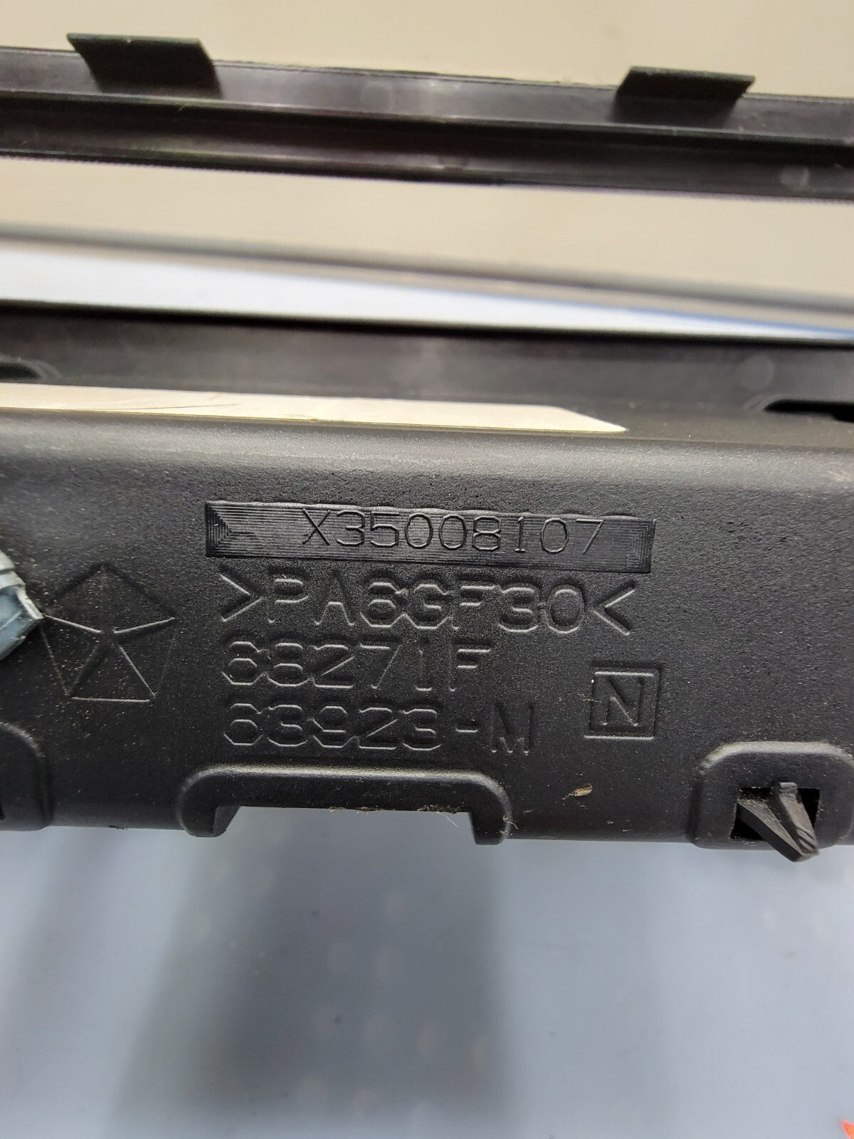 🔥05-07 JEEP GRAND CHEROKEE DASH PANEL RADIO SURROUND TRIM BEZEL Silver OEM B70