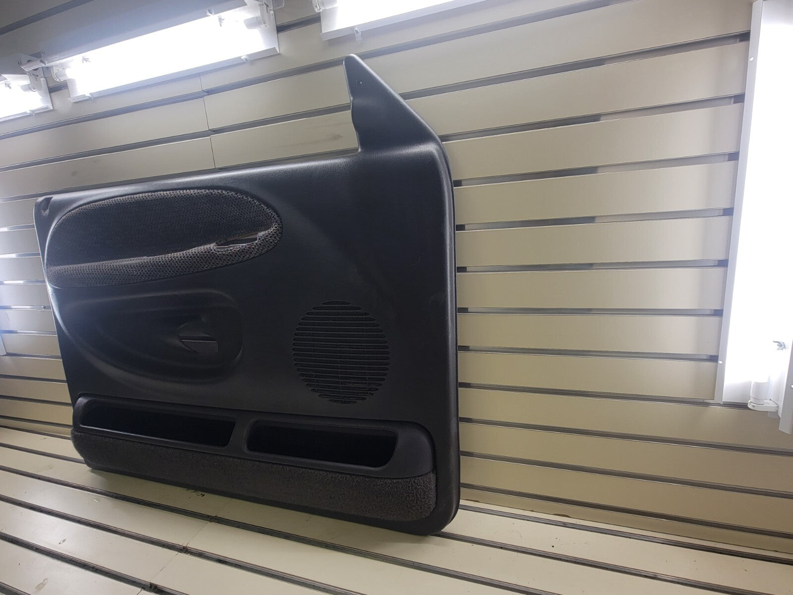 98-01 Dodge Ram 1500 2500 3500 Front Left Driver Door Trim Panel black auto D10