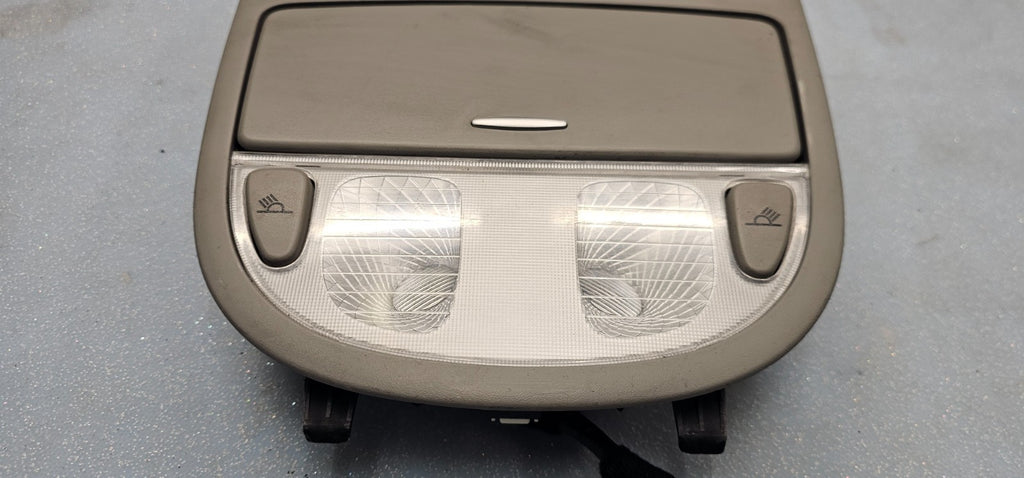 🔥07-12 HYUNDAI SANTA FE FRONT OVERHEAD CONSOLE DOME MAP LIGHT LAMP SUNROOF TAN