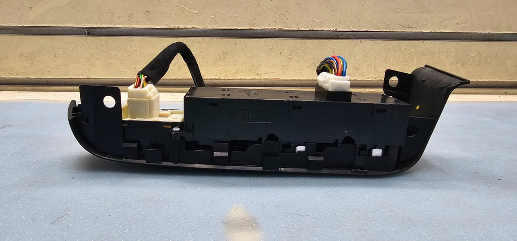 🔥14-16 Kia Soul Left Driver Door Master Power Window Switch Lock Assembly Black