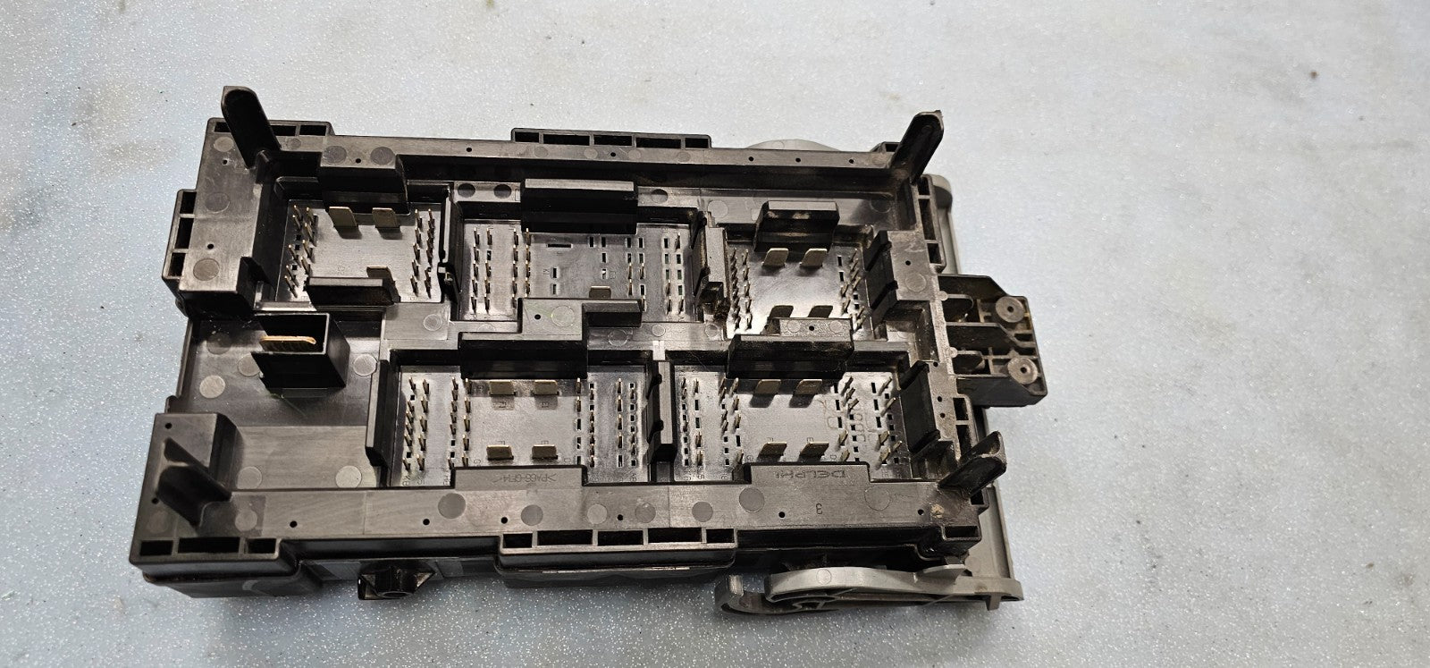 07-09 Suburban Yukon Engine Fuse Box Relay Body Control Module Integrated Power