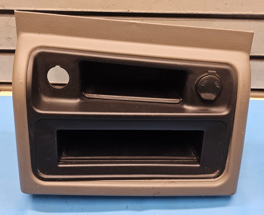 🔥03-06 SILVERADO SIERRA CENTER CONSOLE STORAGE BEZEL ASH TRAY TAN/BLACK OEM