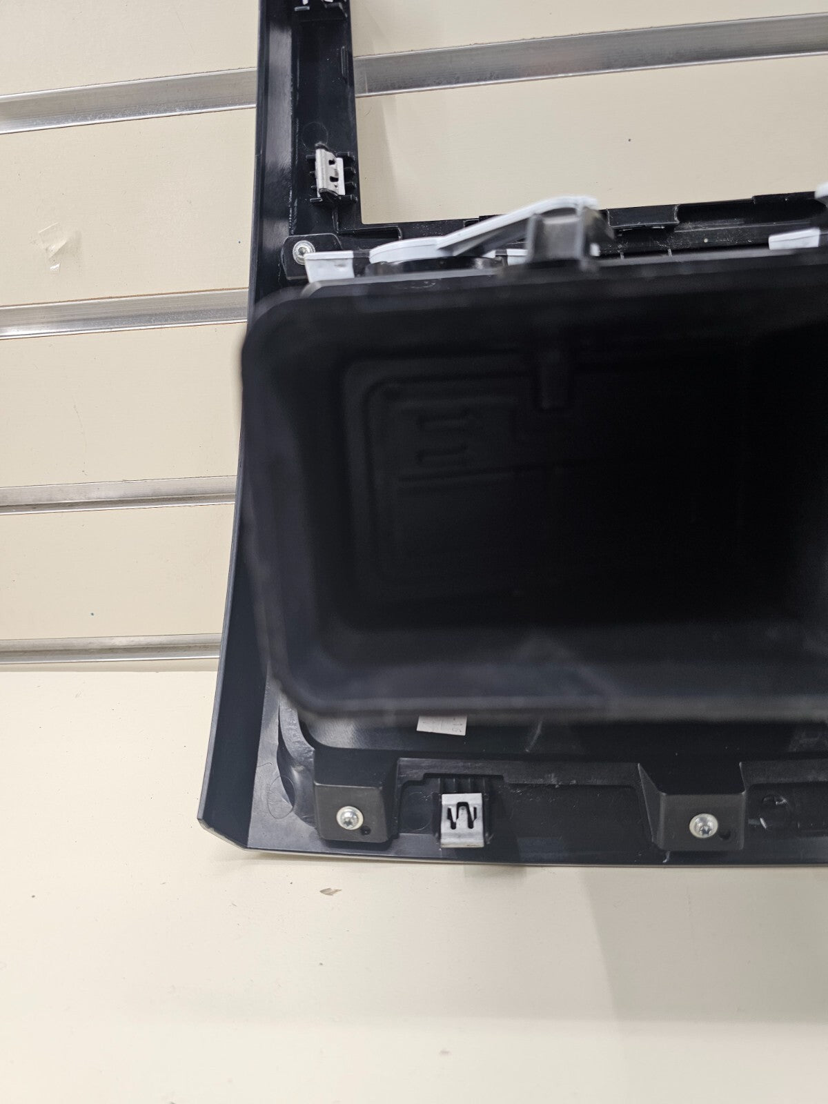 🔥07-12 GMC Acadia Center Dash Radio Bezel Climate Control Trim Panel Silver OEM