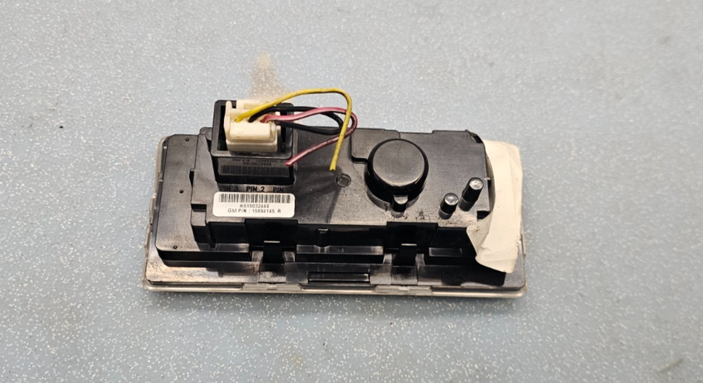 🔥2007-2014 Cadillac Escalade ESV EXT Front Center Dash Mounted Clock Black OEM