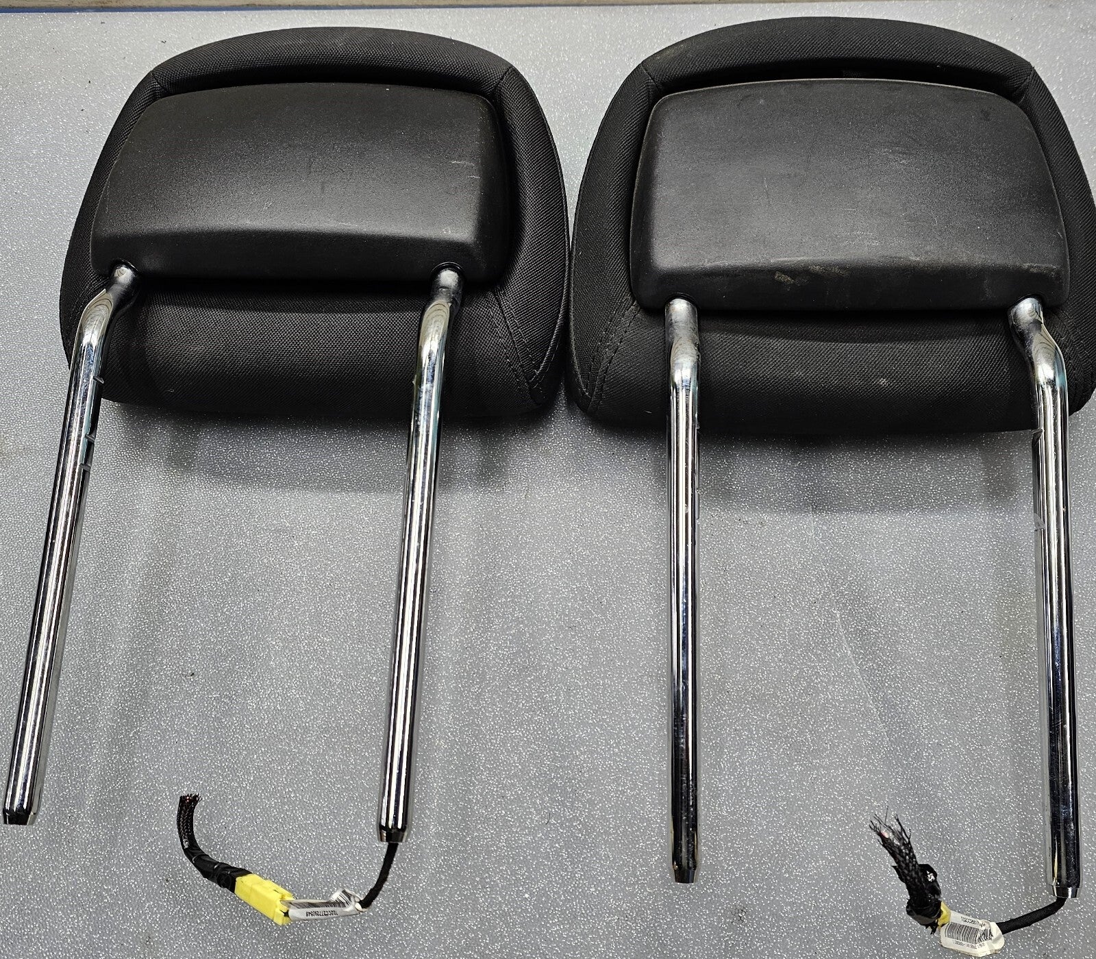 🔥10-14 Dodge Avenger / Chrysler 200 Front Seat HEADREST Set 2 Cloth BLACK CH51