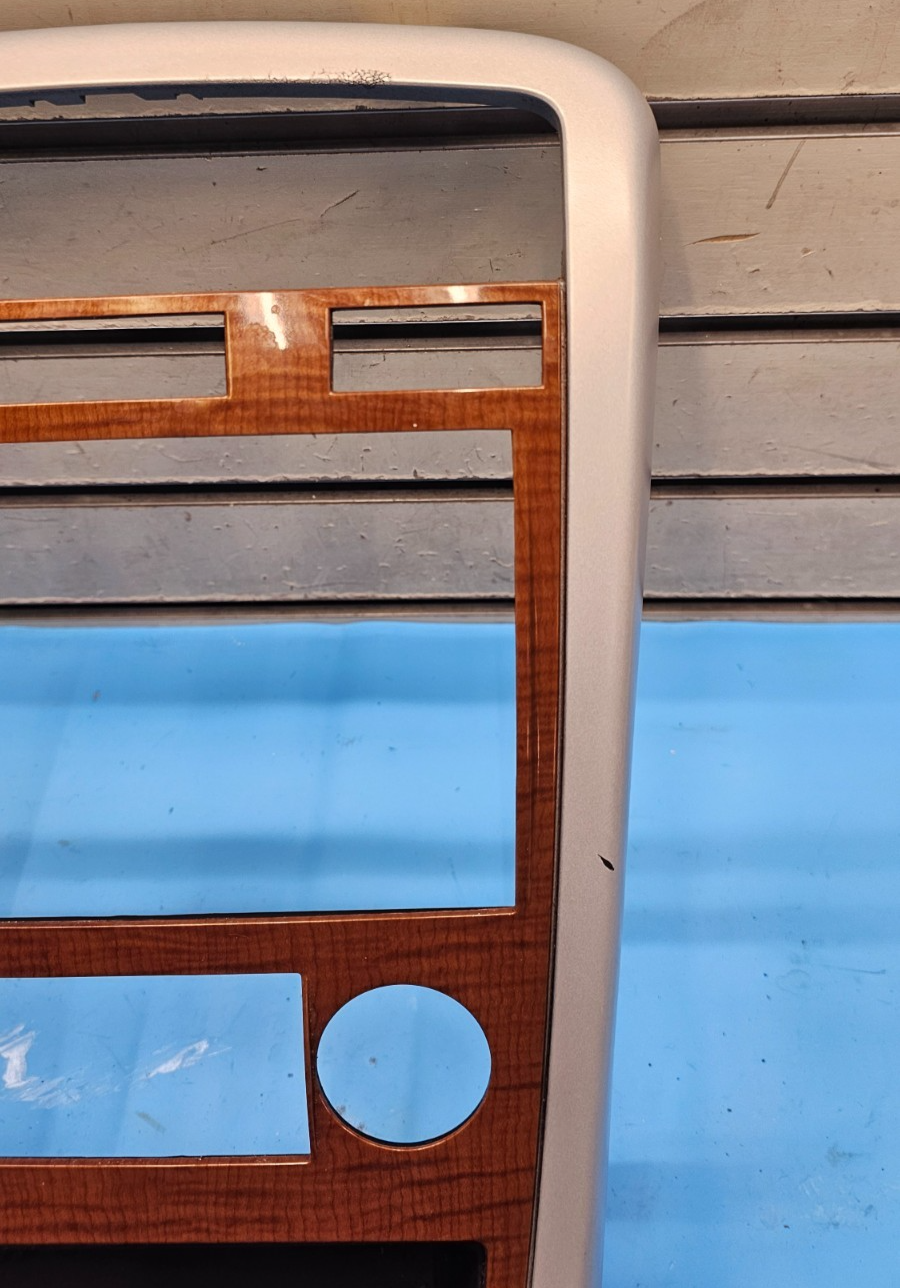 🔥07-09 Equinox Center Dash Radio Climate Surround Bezel Trim SILVER/WOOD B43