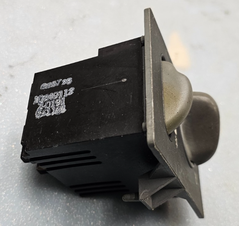 🔥97-03 GRAND PRIX FRONT FOG LEFT DRIVER LIGHT HEADLIGHT DIMMER SWITCH BLACK OEM