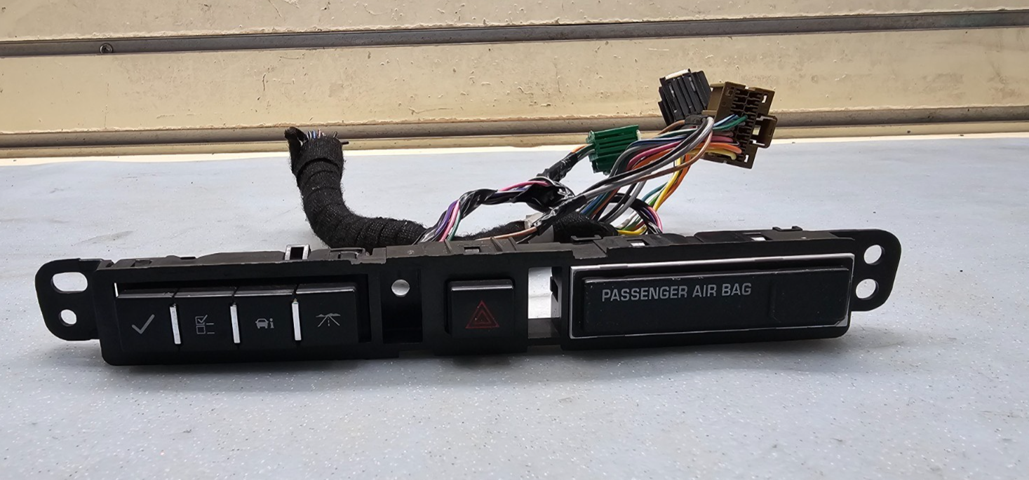 09-12 Chevrolet Traverse Center Dash Panel Hazard Control Switch Unit OEM SW55
