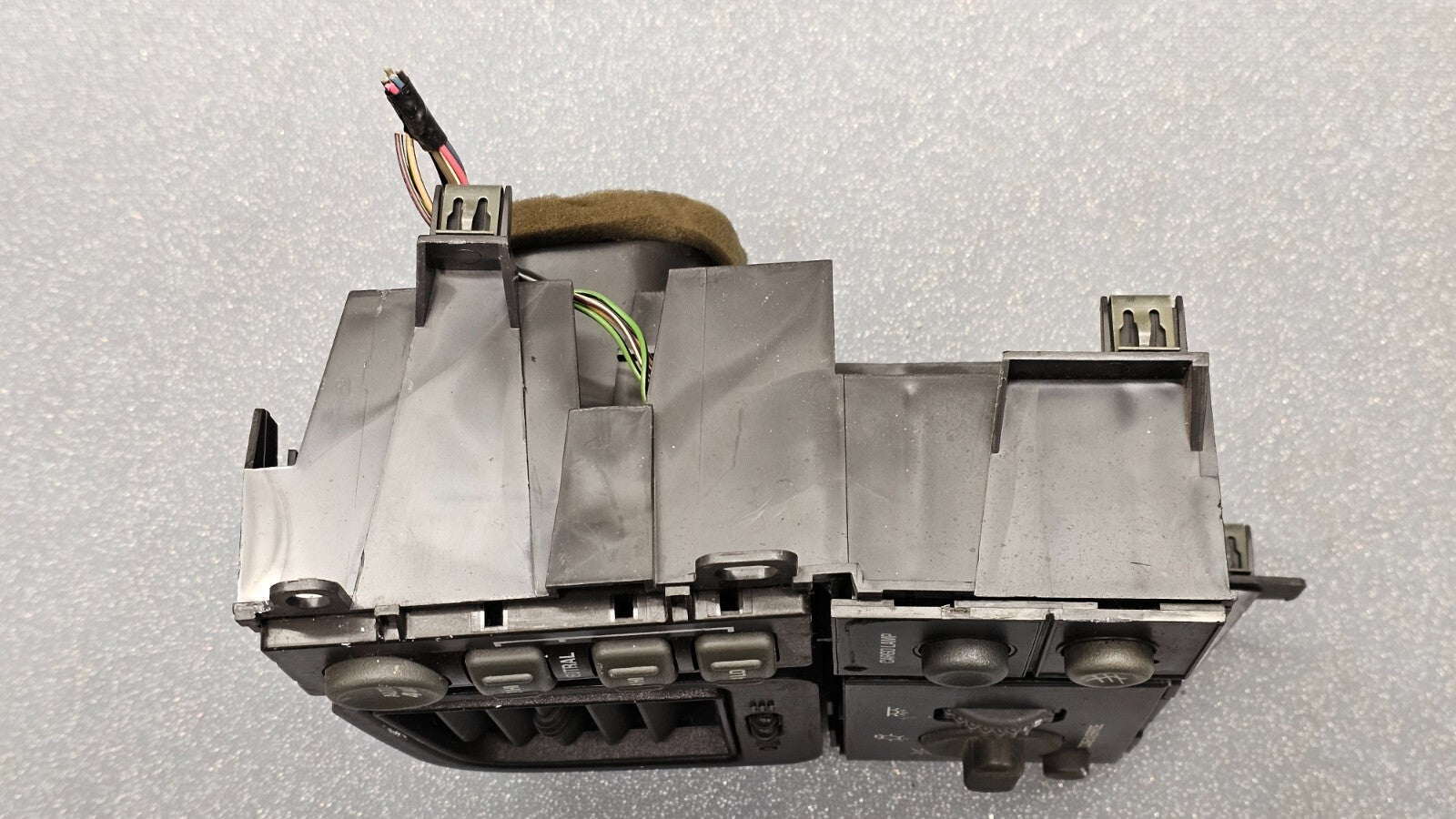 🔥99-06 Chevy Silverado Sierra Headlight Switch left Driver Air Vent Black HS19