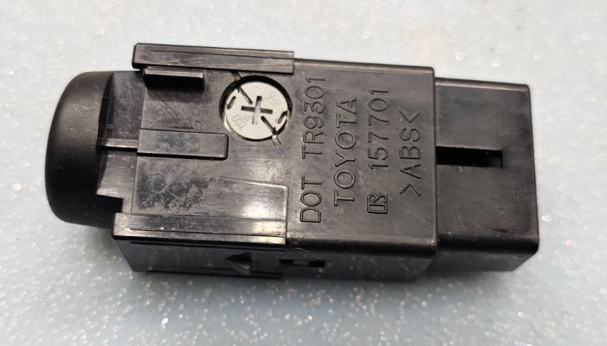 🔥03-08 Toyota Matrix Hazard Warning Light SWITCH Button Black OEM