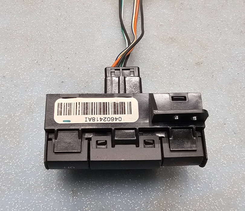 🔥05-12 chrysler 300 c hazzard light switch button black