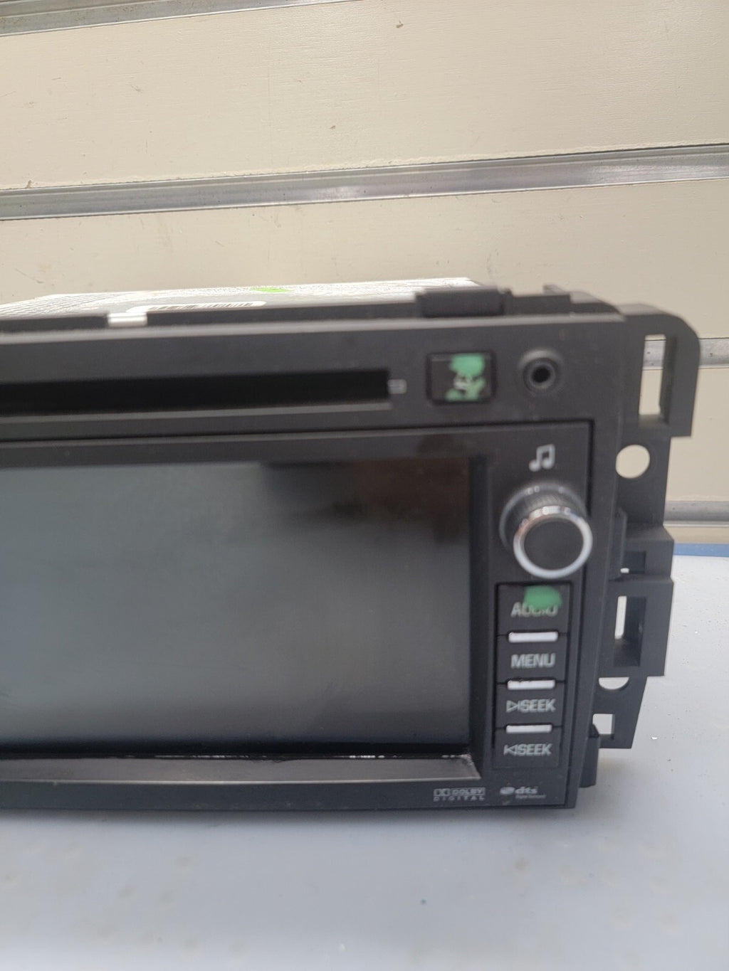 🔥2009-2010 Buick Enclave Radio AM/FM CD DVD Disc Player Nav Display Screen
