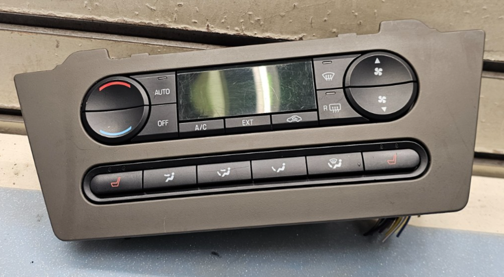 🔥06-09 Fusion Milan Dash Heater Temperature Climate Control Conditioner Tan