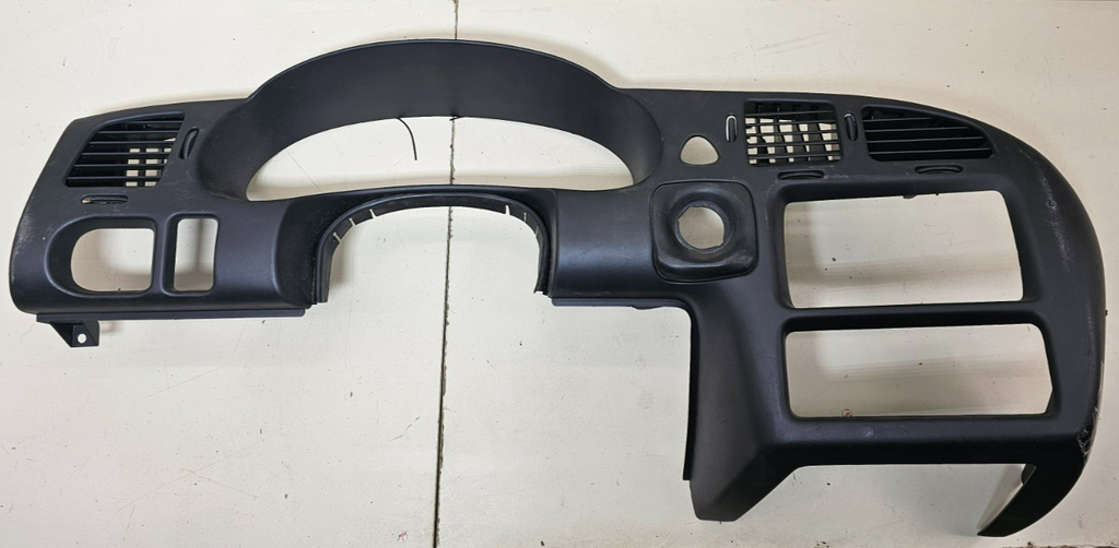 🔥 00-05 Chevy Monte Carlo Dash Bezel Radio Surround Cluster Trim  Black