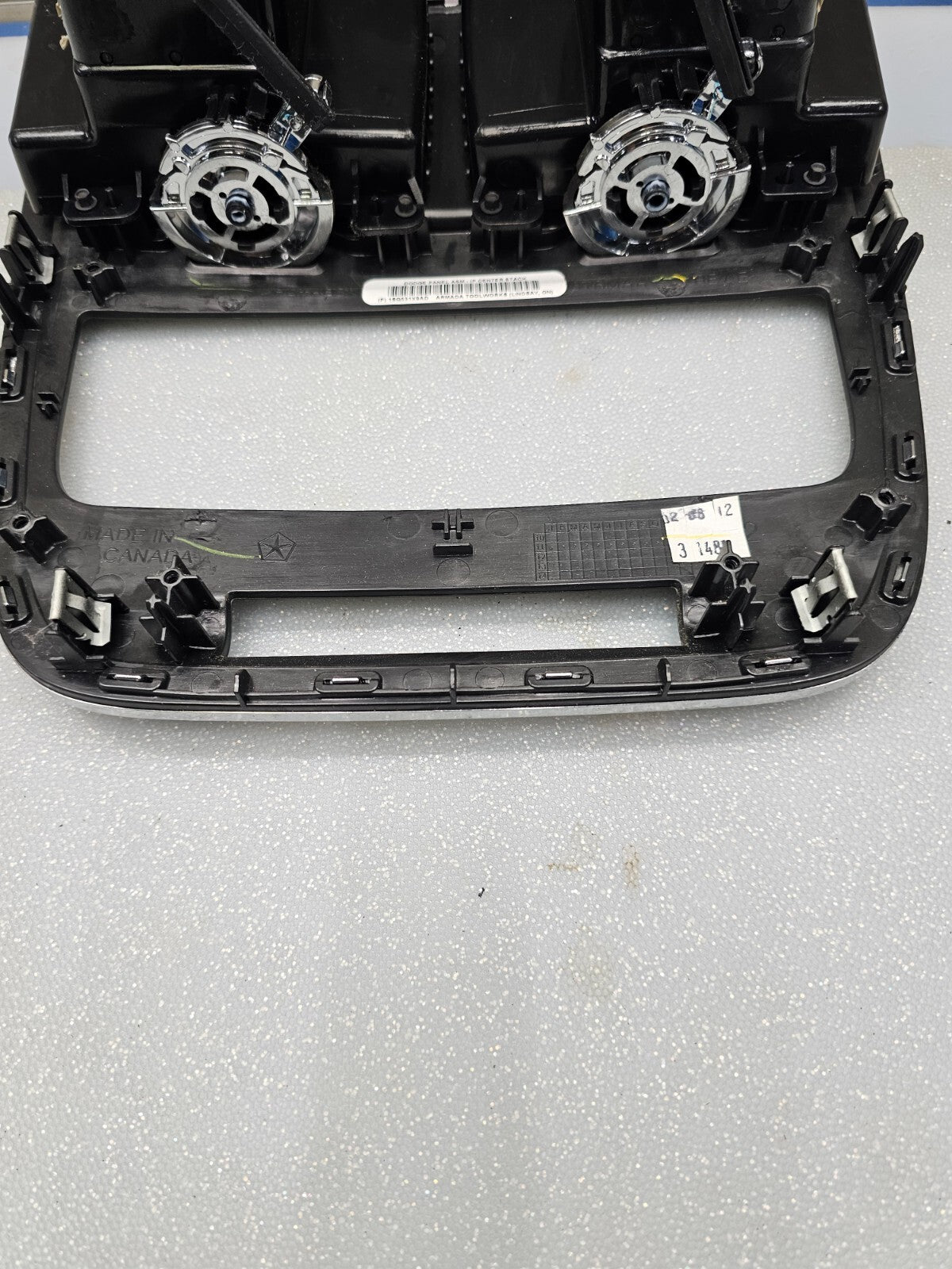 🔥12-20 DODGE CARAVAN RADIO BEZEL CLIMATE CONTROL HVAC DASH TRIM AIR VENT OEM