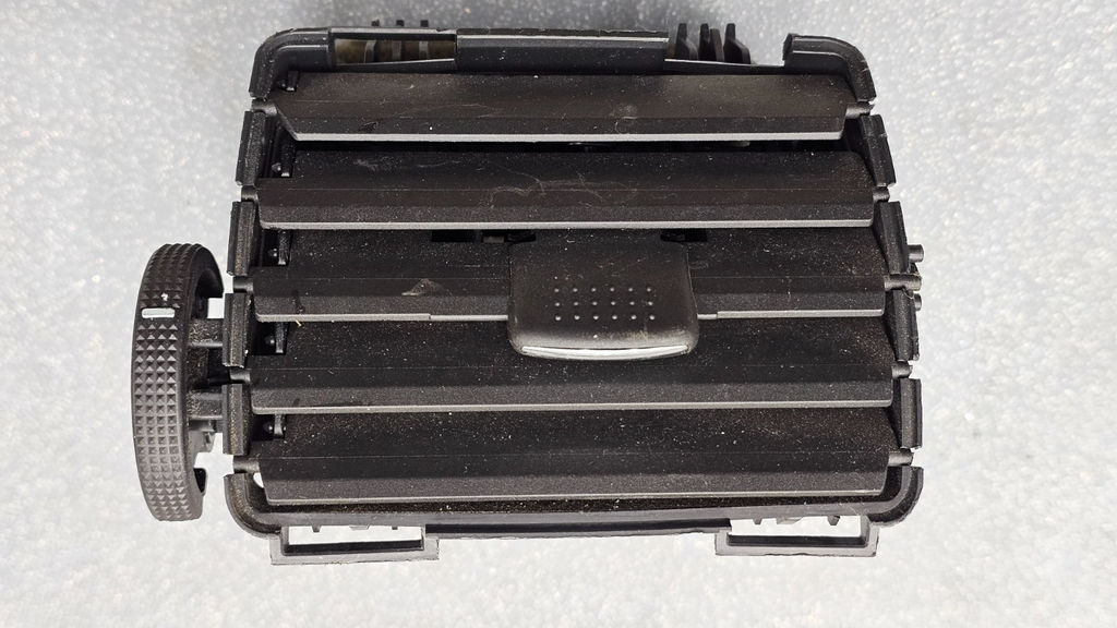 🔥06-11 Lucerne Center Dash Right Passenger AC A/C Air Vent Heater Panel BLACK