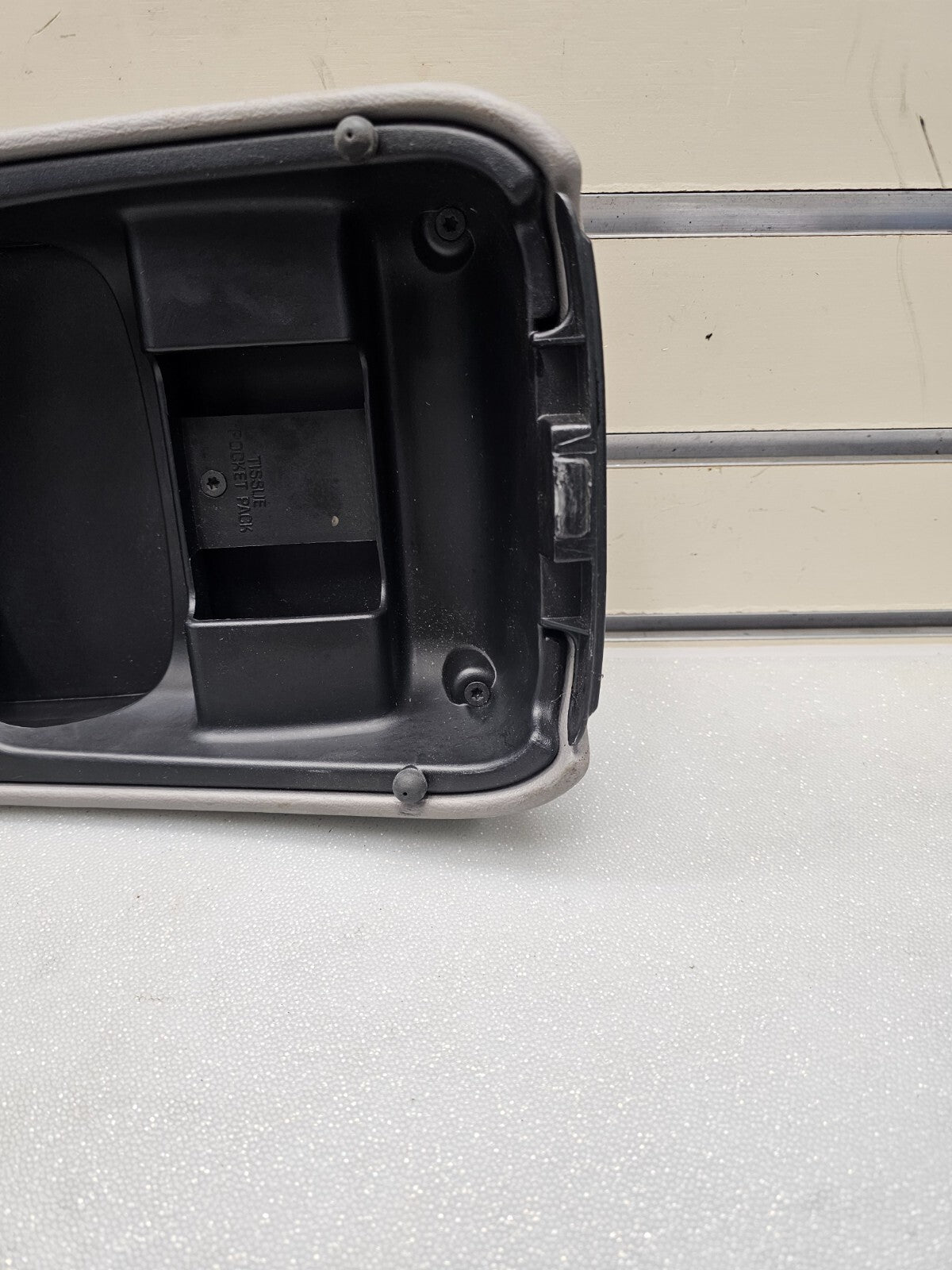 00-07 Ford Taurus Mercury Sable Front Center Console Lid Arm Rest Top Cover GRAY