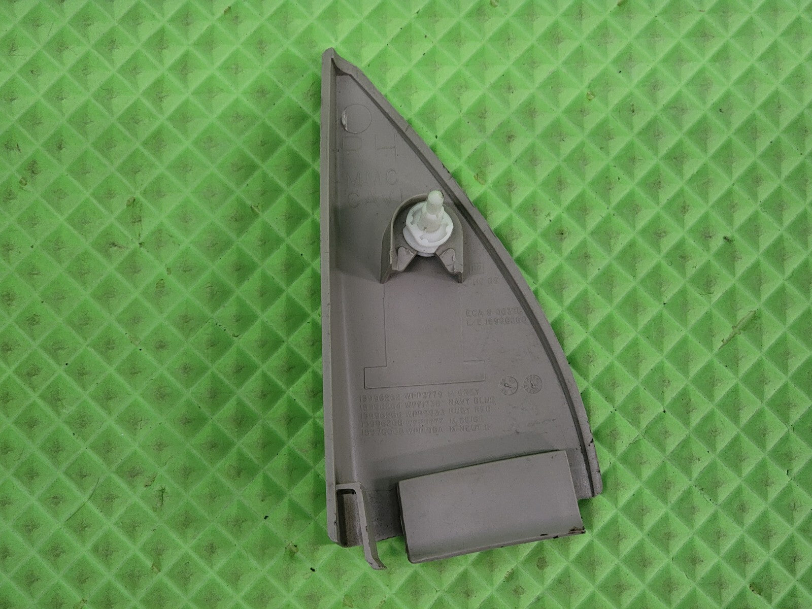 🔥1995-1998 Chevrolet Tahoe Suburban Door Panel Mirror Cover Trim RIGHT GRAY