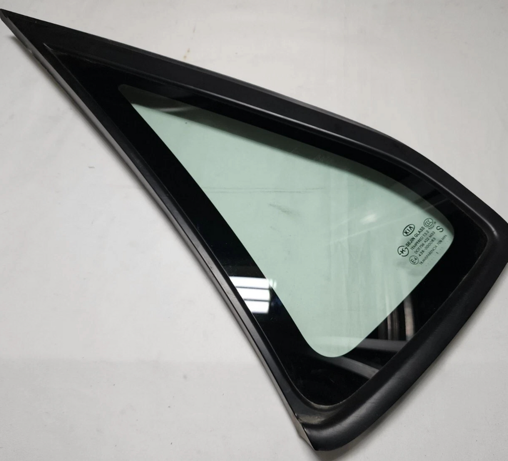 🔥12-13 Kia Forte 5 Hatchback LEFT Drivers REAR Quarter Glass Assembly