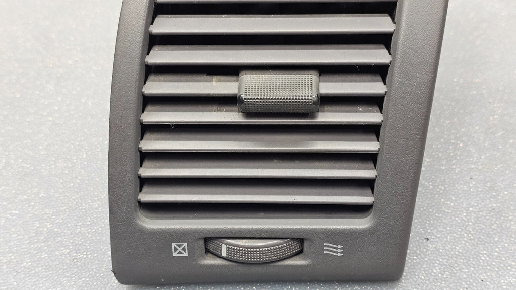 🔥02-06 TOYOTA CAMRY RIGHT PASSENGER DASH AIR VENT CONDITIONING HEATER GRAY