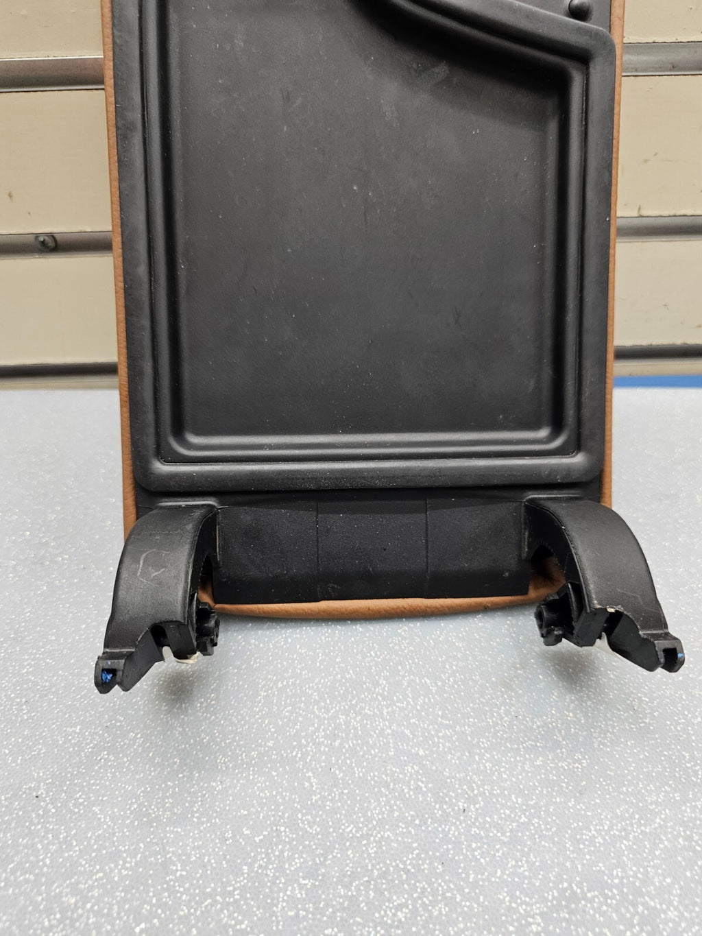 🔥06-13 BMW 328i 335i Twin Turbo Front Center Console Lid Armrest Leather Orange