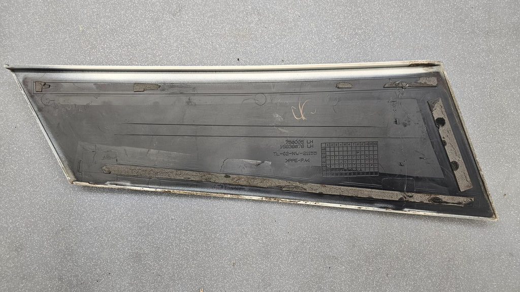 🔥08-12 BUICK ENCLAVE REAR LEFT DRIVER WINDOW APPLIQUE MOLDING PILLAR SILVER
