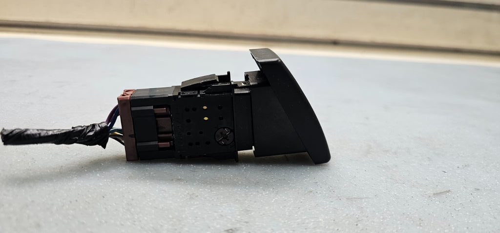 🔥01-05 Civic Center Dash Hazard Switch Warning Light Emergency Flasher Assembly