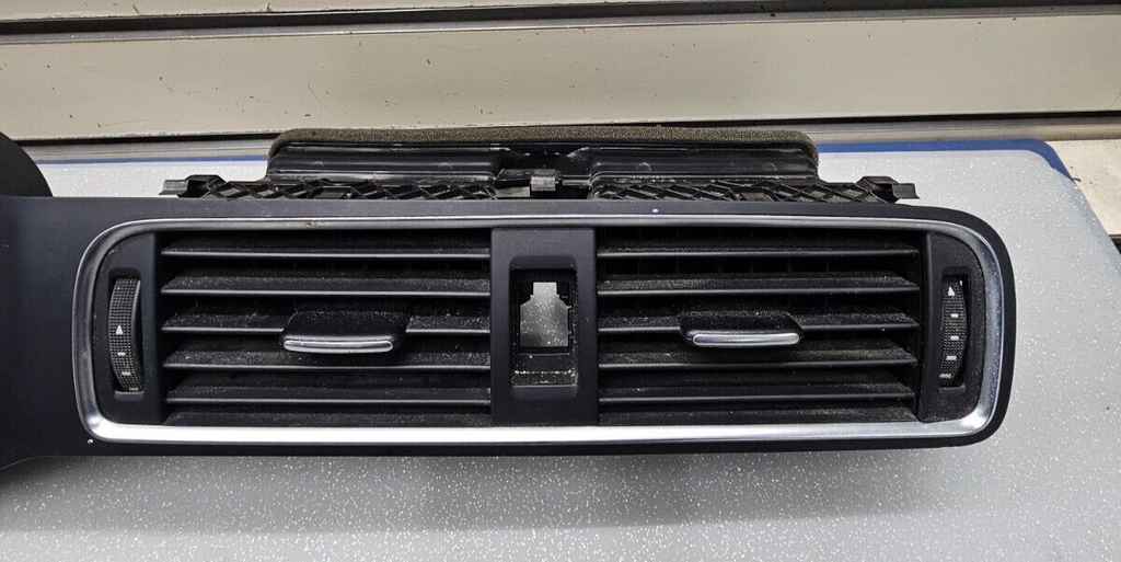 🔥11-14 Volkswagen Jetta Speedometer Instrument Cluster Dash Bezel Air Vent Trim