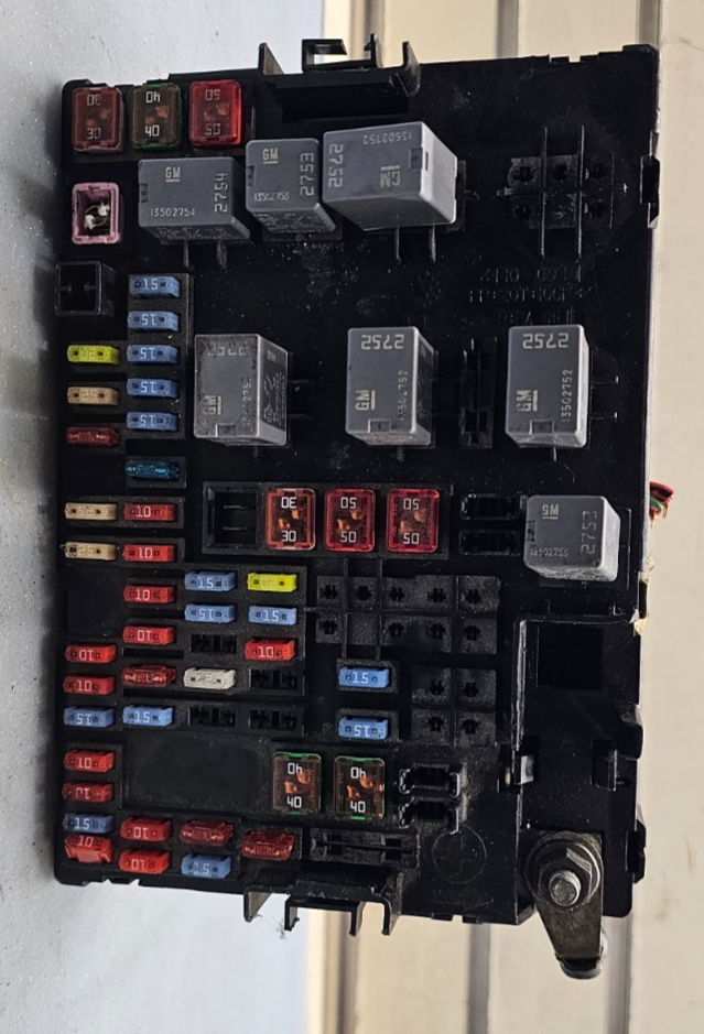 🔥07-09 Equinox Torrent Engine Fuse Relay Box Control Junction Module TIPM Unit