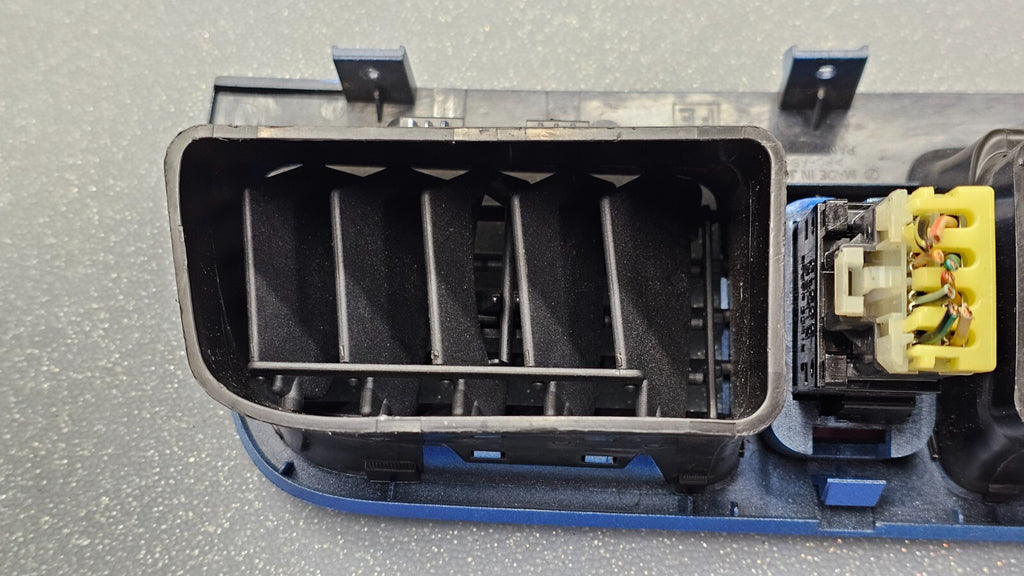 🔥 05-07 Subaru Forester Impreza Center Dash Air Vent Heater Conditioning Blue