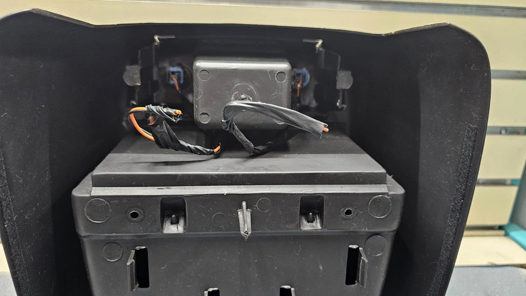 🔥97-99 Chevy Venture Front Lower Console Assembly Black