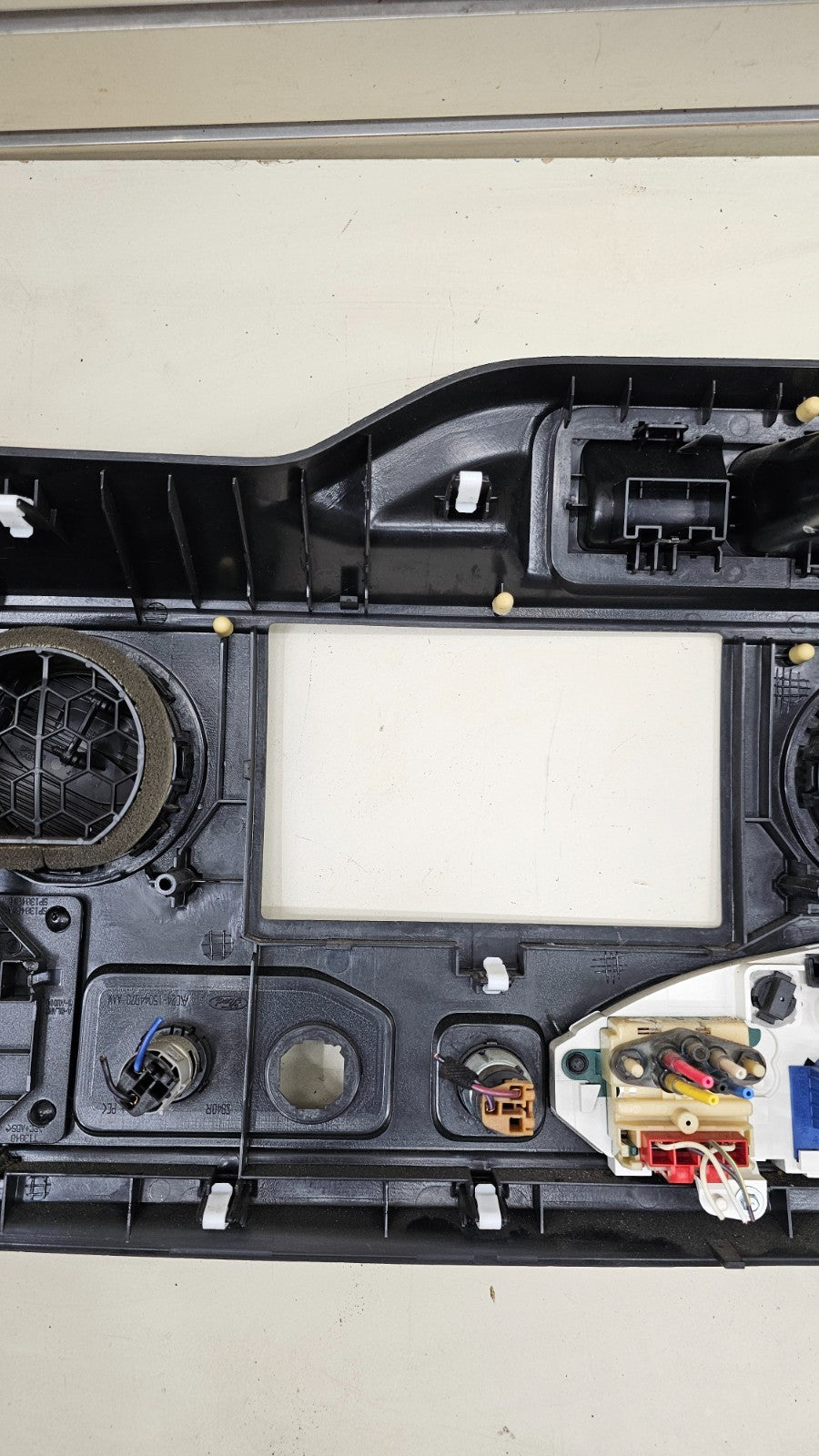 09-14 Ford E150 E250 Dash Instrument Cluster speedometer Trim Bezel Panel Black