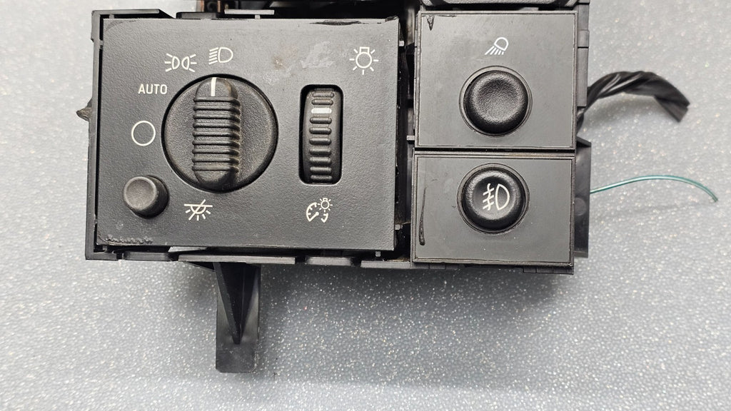 🔥99-06 Chevy Silverado Sierra Headlight Switch left Driver Air Vent Black HS19