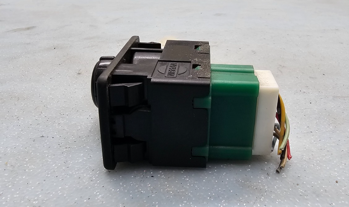 🔥02-03 Maxima 00-04 Pathfinder 08-15 ROGUE  Power Mirror Switch BLACK