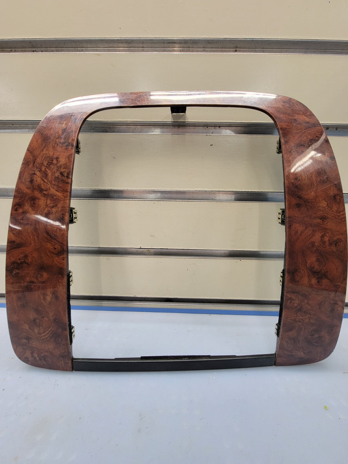 🔥07-13 SUBURBAN TAHOE YUKON CENTER DASH RADIO BEZEL TRIM WOODGRAIN